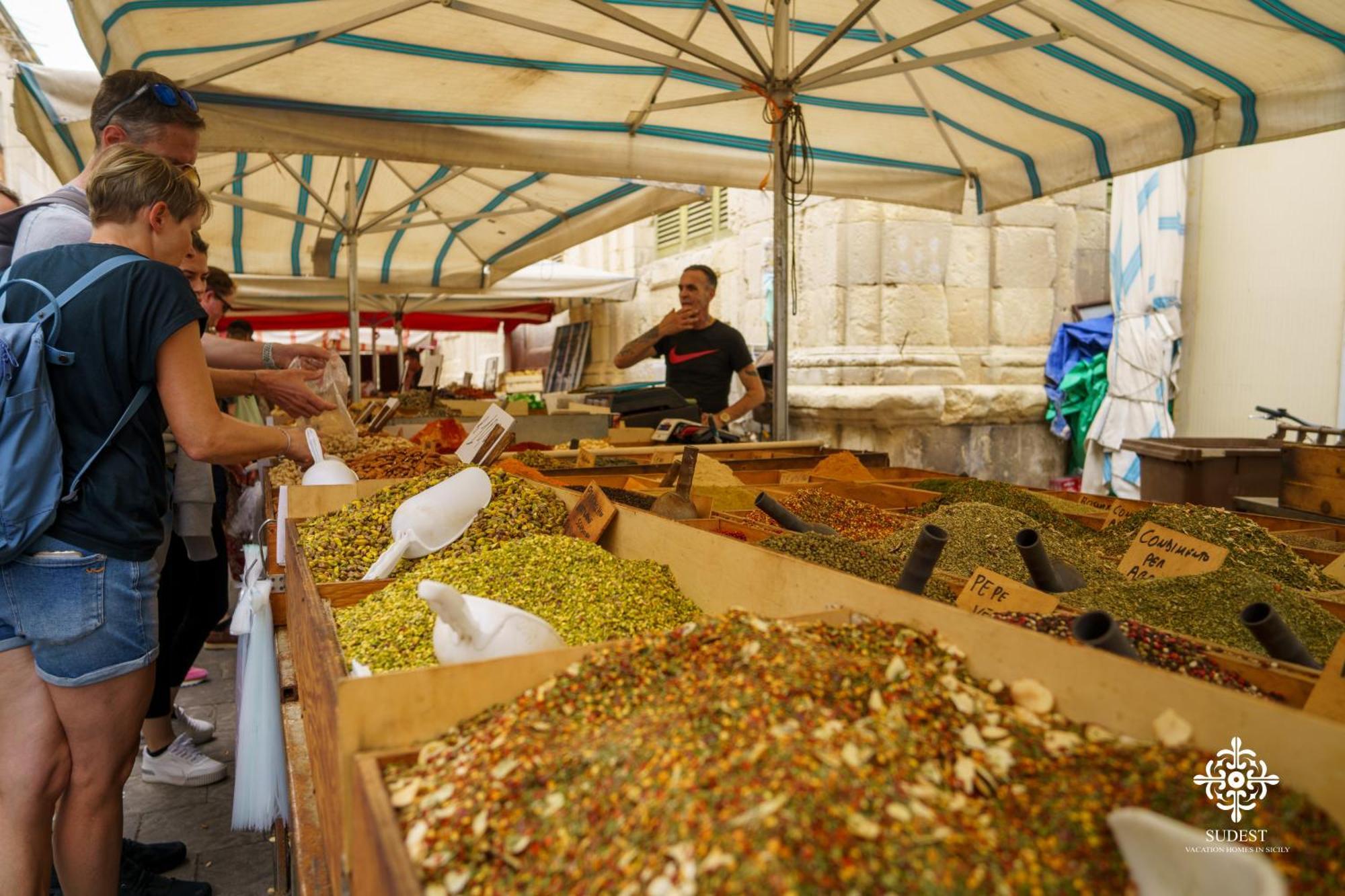 La Terrazza Sull'Antico Mercato Di Ortigia Syracuse Екстер'єр фото